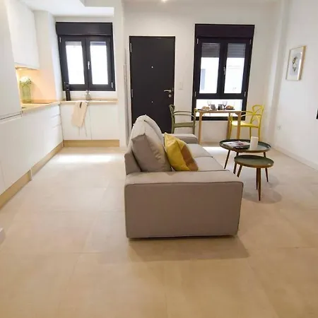 Lovely Studio In Center By Sharingco. Málaga